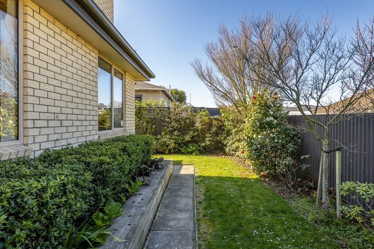 Photo of property in 126 Lincoln Road, Addington, Christchurch, 8024