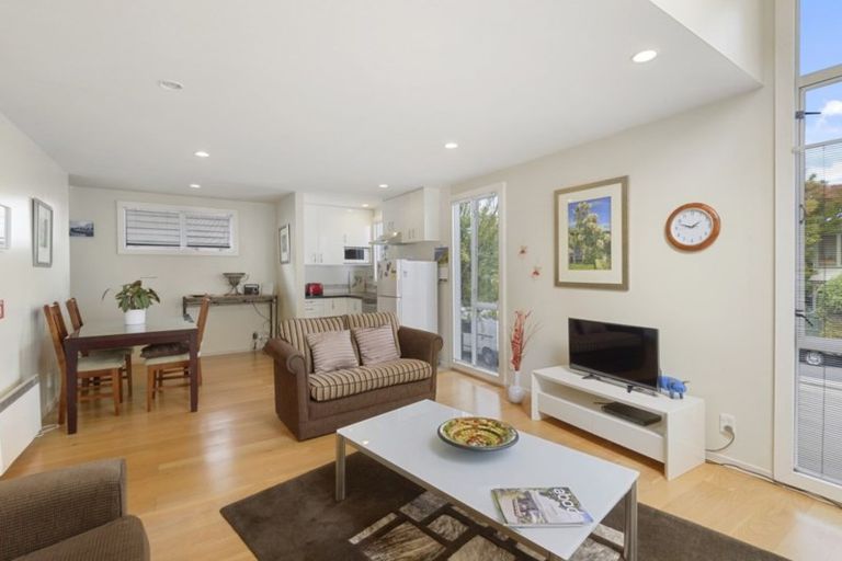 Photo of property in 9/31 Gloucester Street, Christchurch Central, Christchurch, 8013