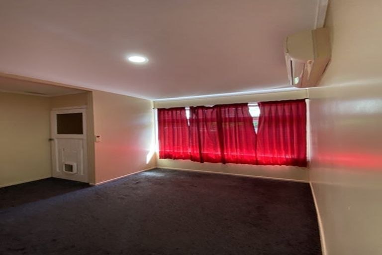 Photo of property in 9 Mahia Road, Manurewa, Auckland, 2102