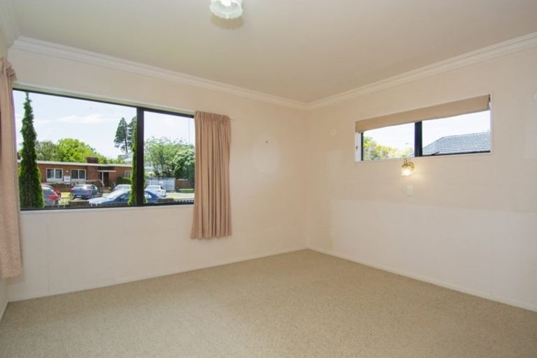 Photo of property in 1/24 Fourth Avenue, Tauranga, 3110
