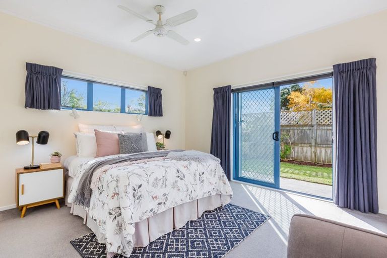 Photo of property in 3 Barque Crescent, Whitby, Porirua, 5024