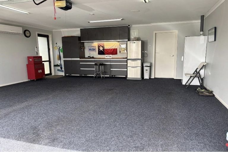 Photo of property in 17 Mahoe Glade, Patumahoe, Pukekohe, 2679