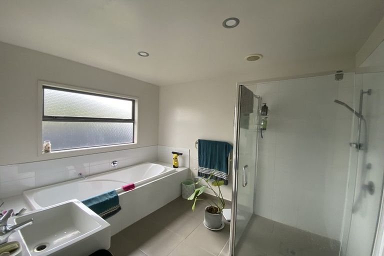 Photo of property in 24 Malbec Place, Rototuna, Hamilton, 3210