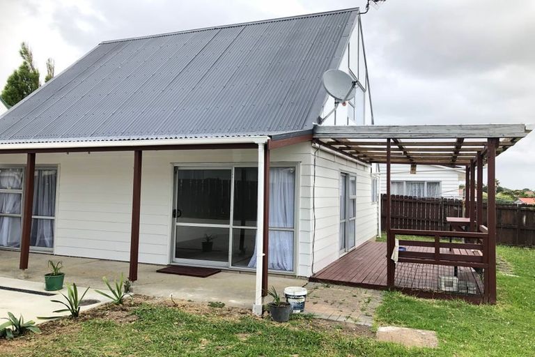 Photo of property in 2/31 Aberfeldy Avenue, Highland Park, Auckland, 2010