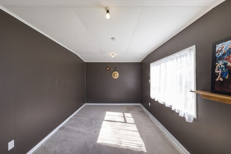 Photo of property in 1 Wyndham Street, Awapuni, Palmerston North, 4412