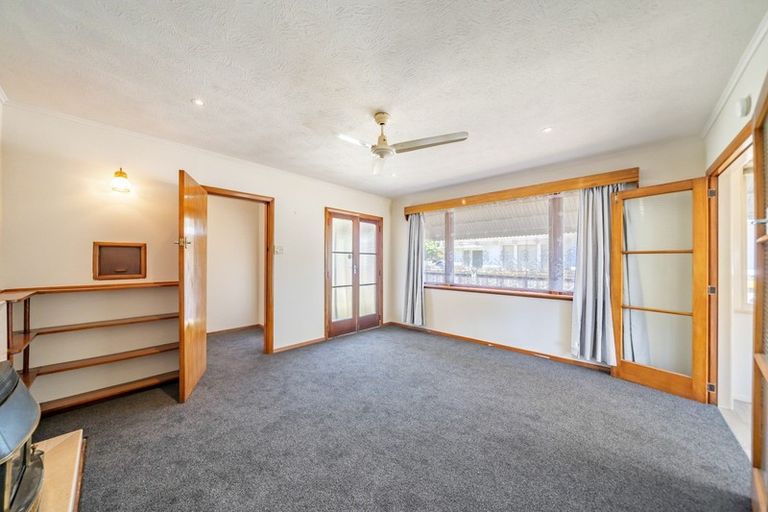 Photo of property in 8 Hall Grove, Ebdentown, Upper Hutt, 5018