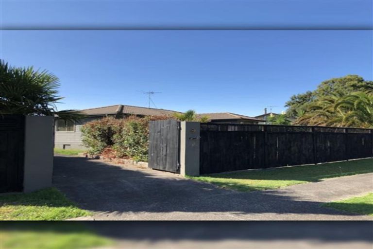 Photo of property in 7 Fiesta Drive, Half Moon Bay, Auckland, 2012
