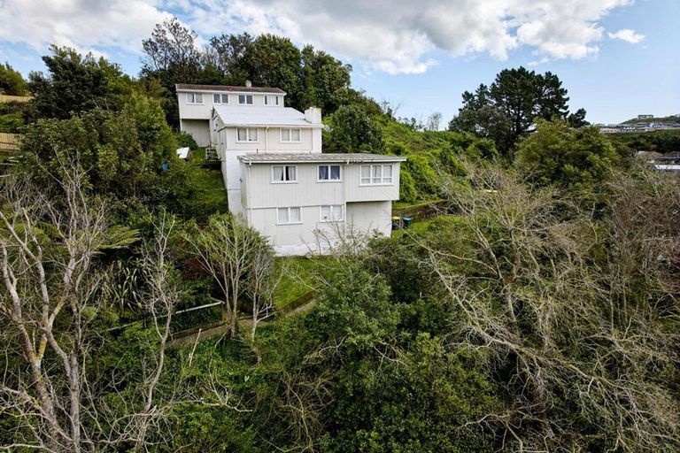 Photo of property in 148-152 Champion Street, Cannons Creek, Porirua, 5024