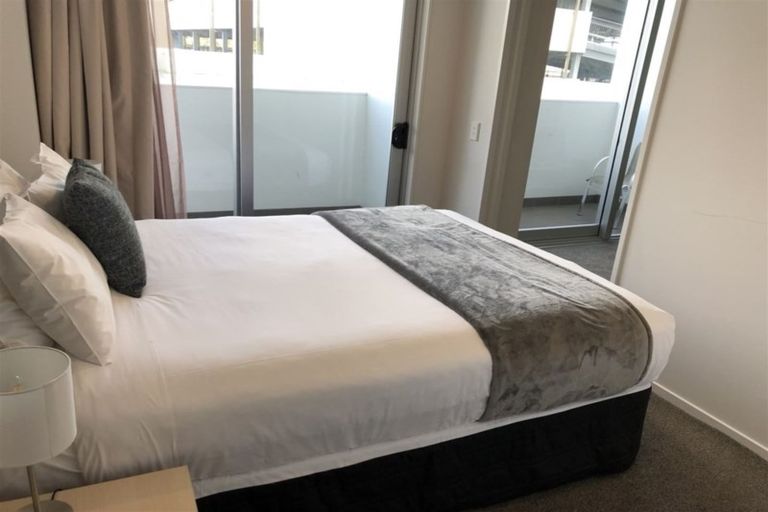 Photo of property in Proximity Apartments, 202/17 Osterley Way, Manukau, Auckland, 2104