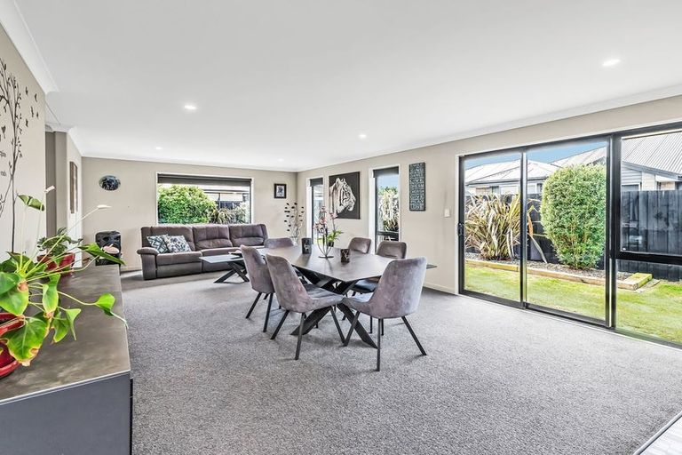 Photo of property in 13 Cressy Place, Darfield, 7510