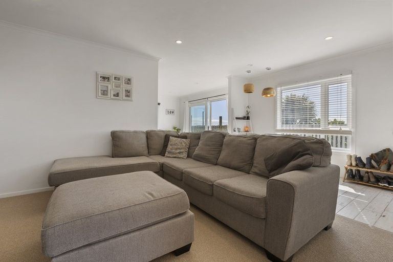 Photo of property in 57c Anglers Avenue, Warea, New Plymouth, 4381