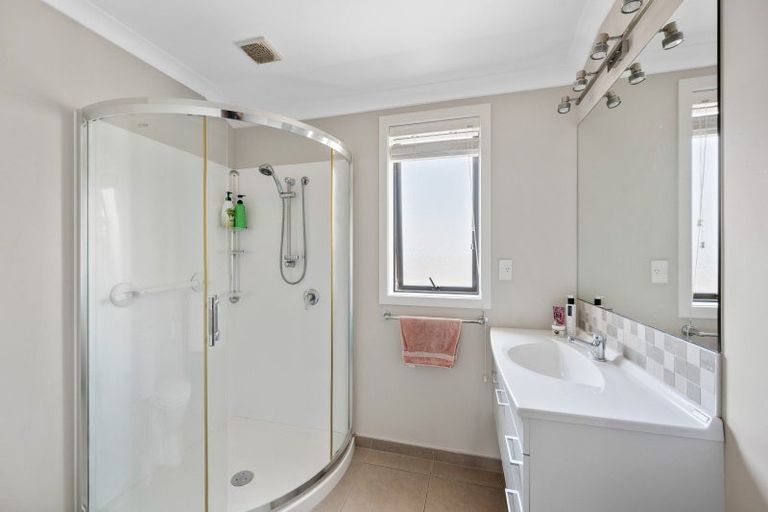 Photo of property in 35 Pacific Avenue, Poraiti, Napier, 4112