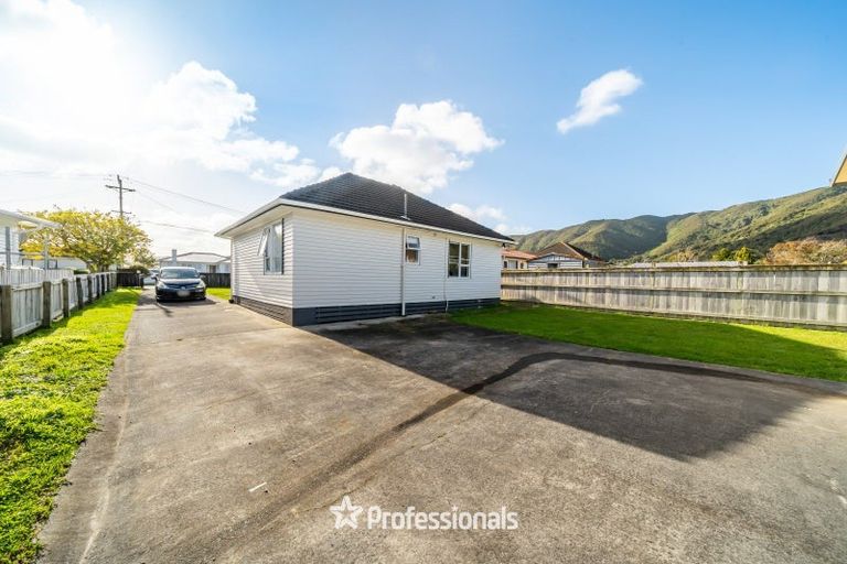 Photo of property in 11 Bythell Street, Wainuiomata, Lower Hutt, 5014