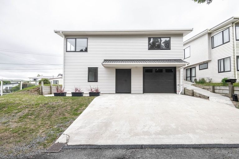 Photo of property in 106b Glanmire Road, Newlands, Wellington, 6037