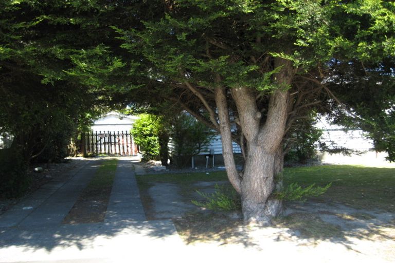 Photo of property in 40 Golf Links Road, Shirley, Christchurch, 8061