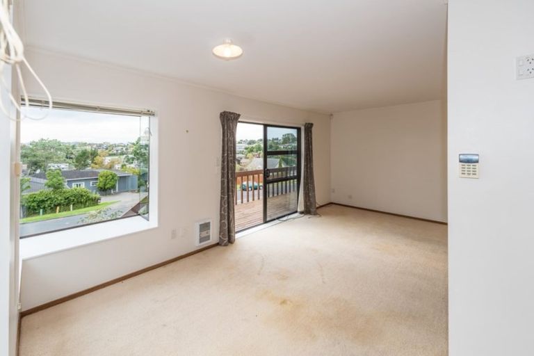 Photo of property in 1/51 Nigel Road, Browns Bay, Auckland, 0630
