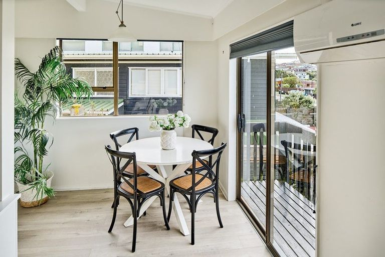 Photo of property in 27 Old Coach Road, Johnsonville, Wellington, 6037