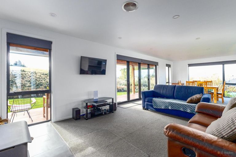 Photo of property in 56 Greenvale Road, Geraldine, 7991