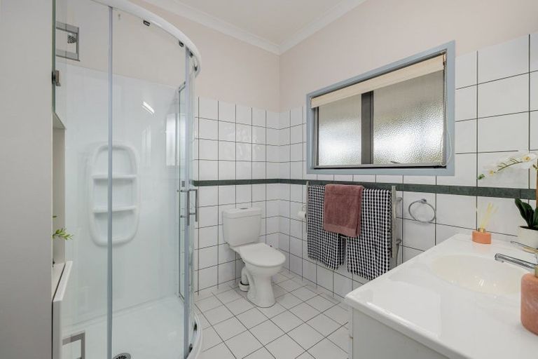 Photo of property in 33a Skudders Beach Road, Kerikeri, 0294