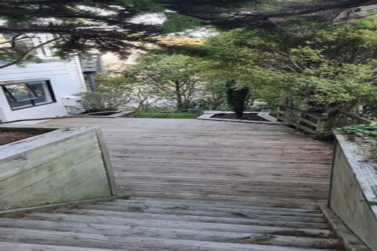 Photo of property in 61 Viewmont Drive, Harbour View, Lower Hutt, 5010