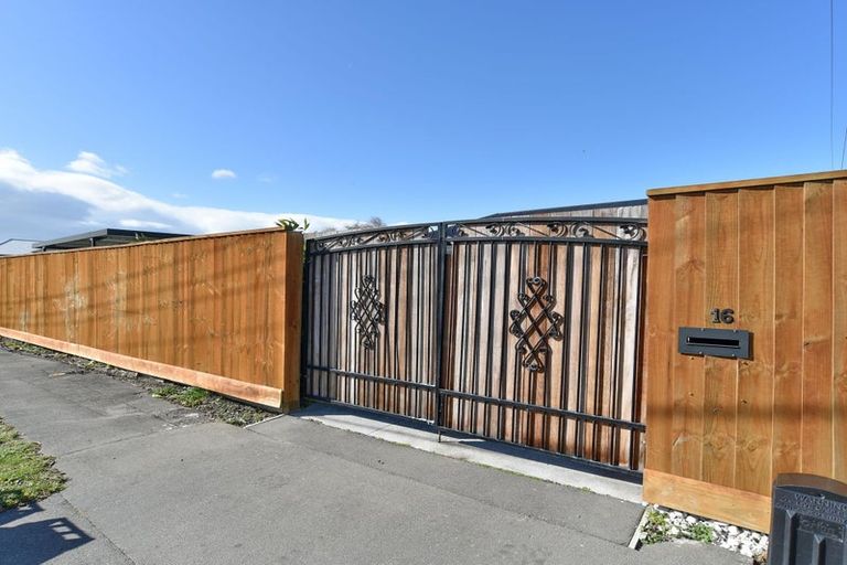 Photo of property in 16 Corhampton Street, Aranui, Christchurch, 8061
