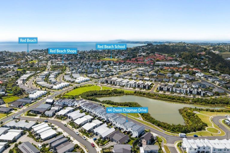 Photo of property in 44 Owen Chapman Drive, Red Beach, 0932