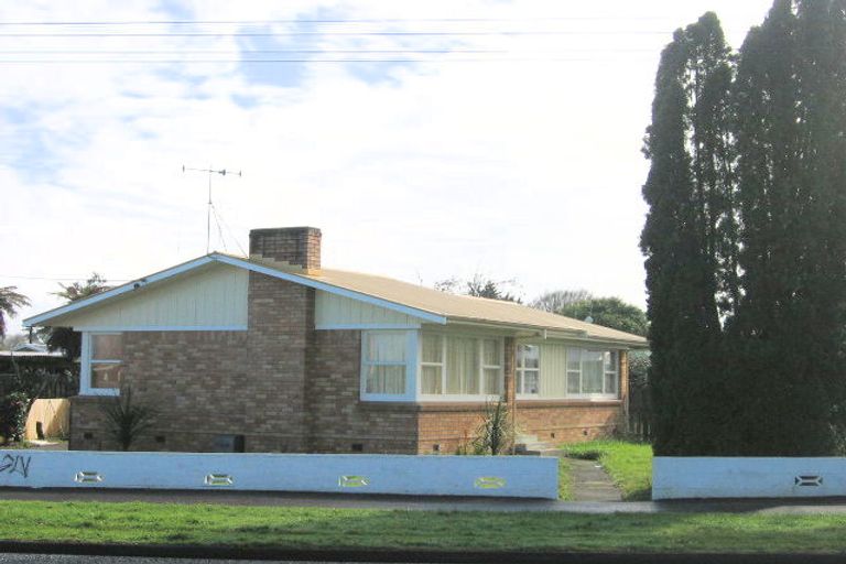 Photo of property in 54 Collins Road, Melville, Hamilton, 3206