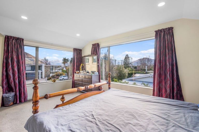 Photo of property in 19a Totara Terrace, Wanaka, 9305