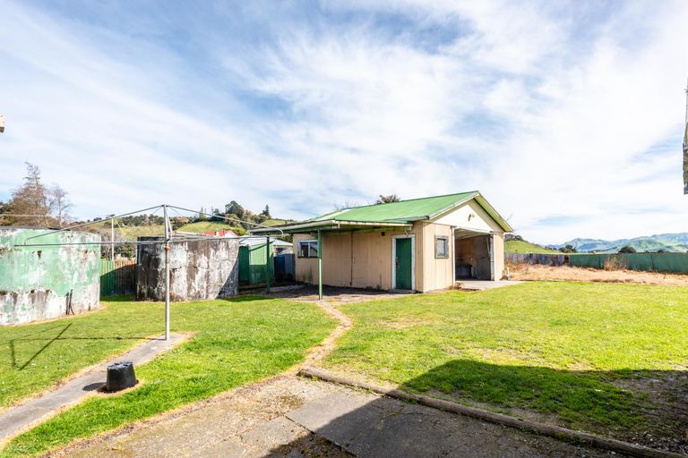 Photo of property in 7 Rawiri Tamanui Place, Whatatutu, Te Karaka, 4094