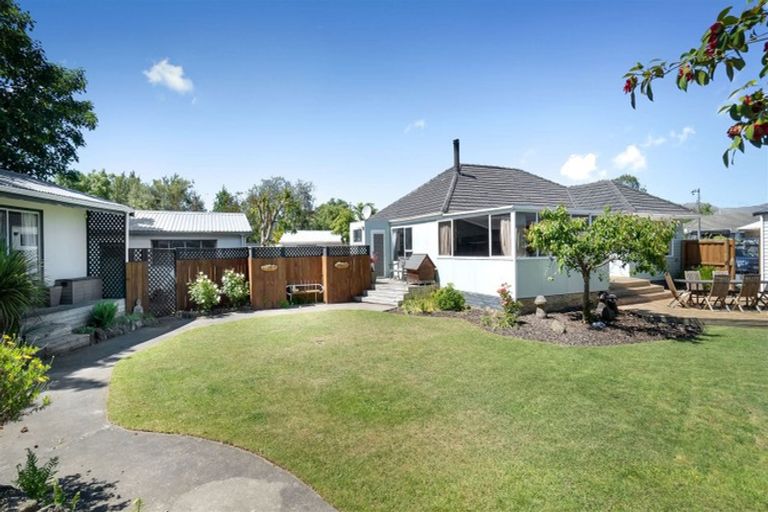 Photo of property in 37 Digby Place, Bromley, Christchurch, 8062