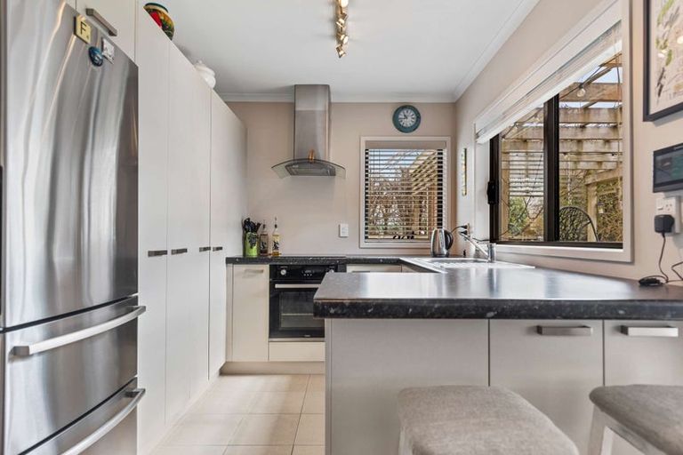 Photo of property in 64 Martyn Street, Waiuku, 2123