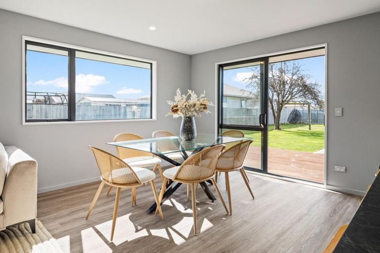 Photo of property in 207 Breezes Road, Aranui, Christchurch, 8061