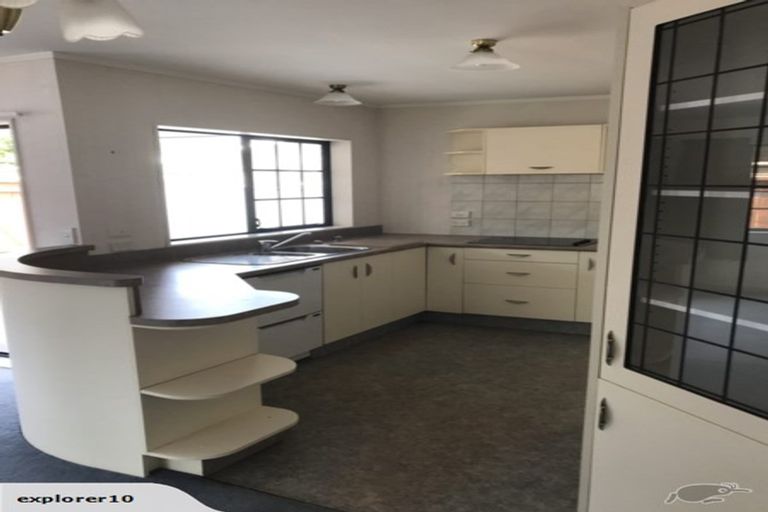 Photo of property in 6 Mckenzie Court, Terrace End, Palmerston North, 4410