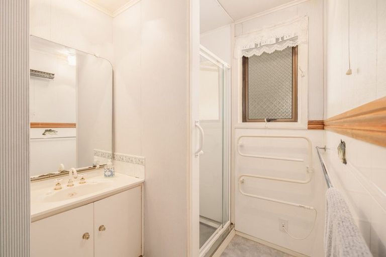 Photo of property in 184 Harewood Road, Papanui, Christchurch, 8053