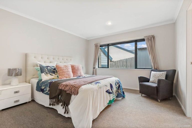 Photo of property in 30 Coventry Way, Long Bay, Auckland, 0630
