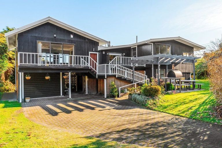 Photo of property in 101 Shepherd Road, Waipahihi, Taupo, 3330