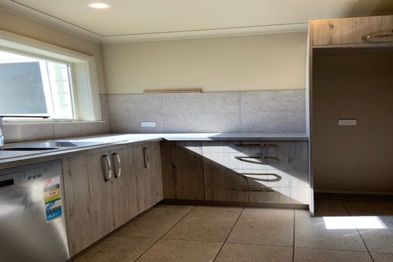 Photo of property in 26 Derwent Street, Island Bay, Wellington, 6023