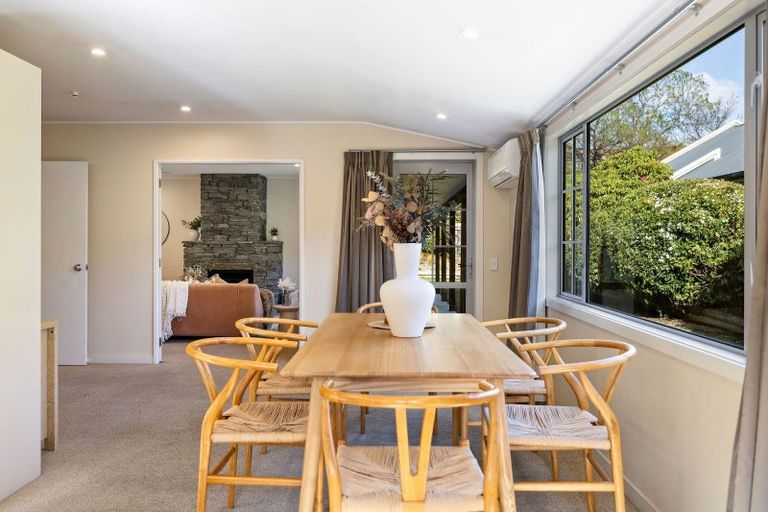 Photo of property in 9 Innes Place, Arrowtown, 9302