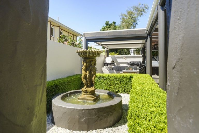 Photo of property in 28a Karina Terrace, Roslyn, Palmerston North, 4414