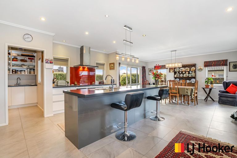 Photo of property in 24 William Andrew Road, Pukekohe, 2120