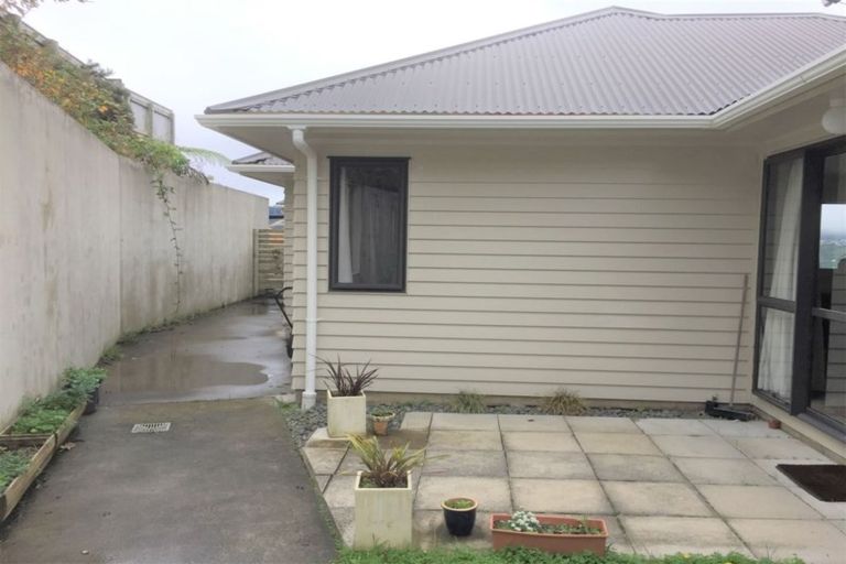 Photo of property in 45b Waverton Terrace, Churton Park, Wellington, 6037