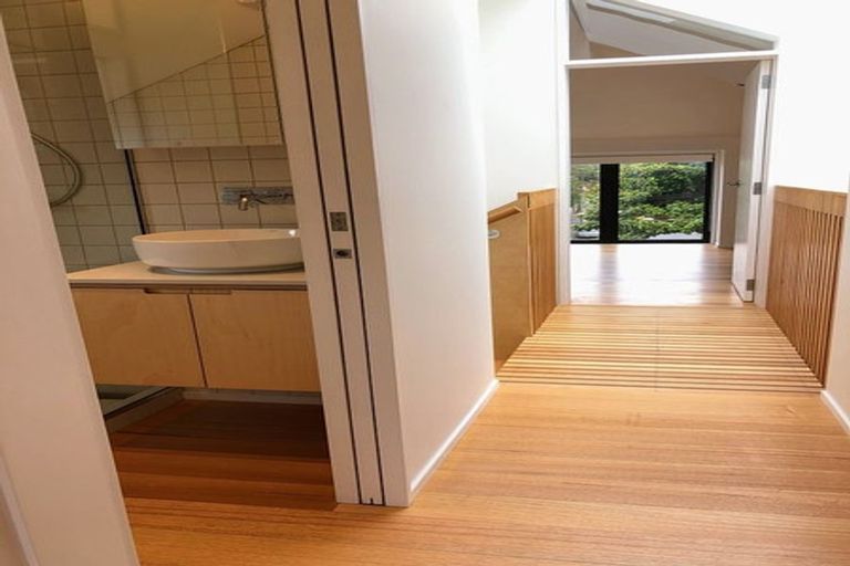 Photo of property in 108 Aro Street, Aro Valley, Wellington, 6021