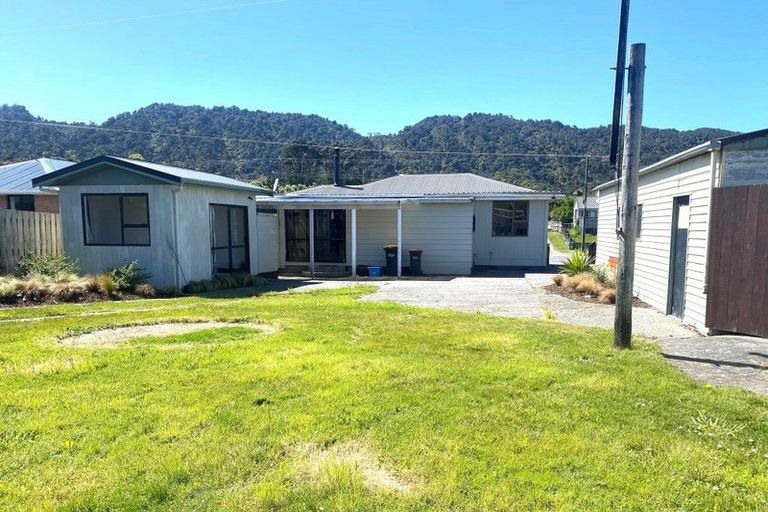 Photo of property in 62 Fitzgerald Street, Cobden, Greymouth, 7802