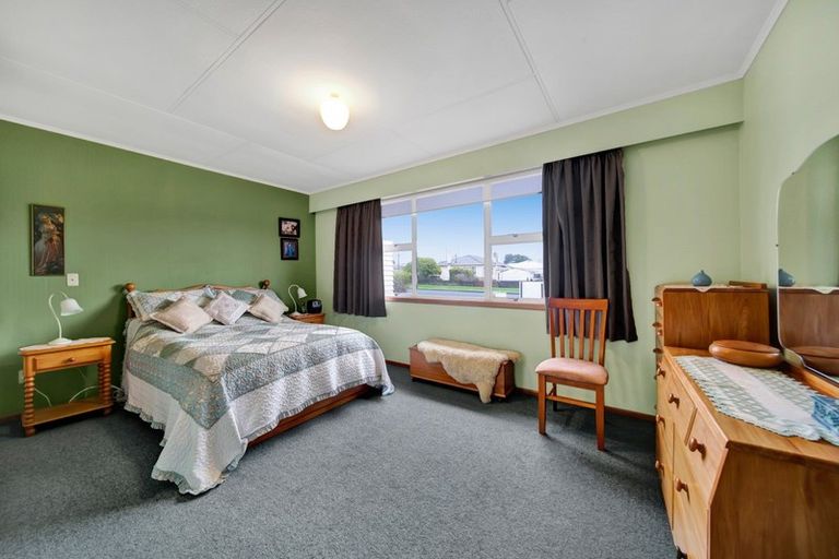 Photo of property in 76 Blake Street, Waitara, 4320