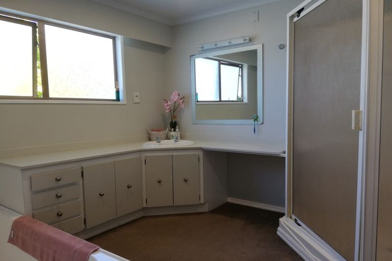 Photo of property in 82 Kildare View, Waikiwi, Invercargill, 9810