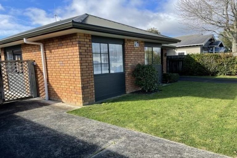 Photo of property in 49 Lyndhurst Street, Takaro, Palmerston North, 4412