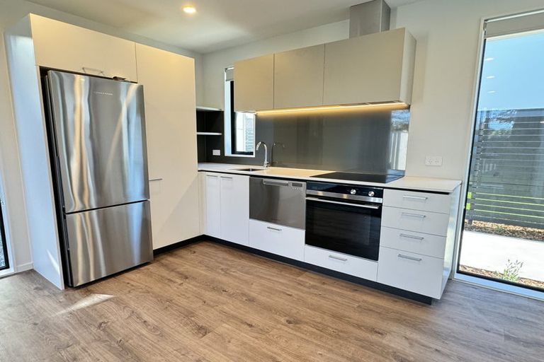 Photo of property in 8/43 New Brighton Road, Shirley, Christchurch, 8061