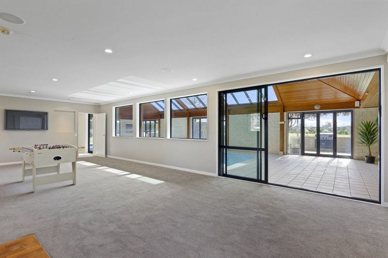 Photo of property in 239 Lawford Road, West Melton, Christchurch, 7676