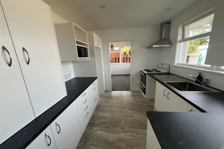 Photo of property in 10 Montana Road, Totara Park, Upper Hutt, 5018