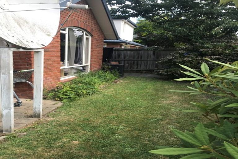 Photo of property in 36 Berkshire Drive, Avonhead, Christchurch, 8042